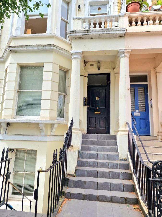 Cosy Home In Kensington - Great Location! 3 Minutes Walk To Earl'S Court Station Londra Exterior foto