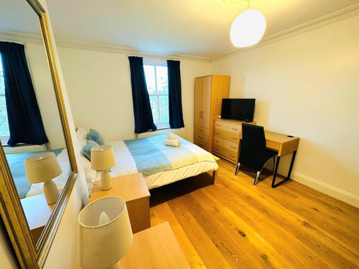Cosy Home In Kensington - Great Location! 3 Minutes Walk To Earl'S Court Station Londra Exterior foto
