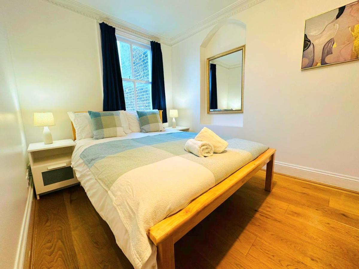 Cosy Home In Kensington - Great Location! 3 Minutes Walk To Earl'S Court Station Londra Exterior foto