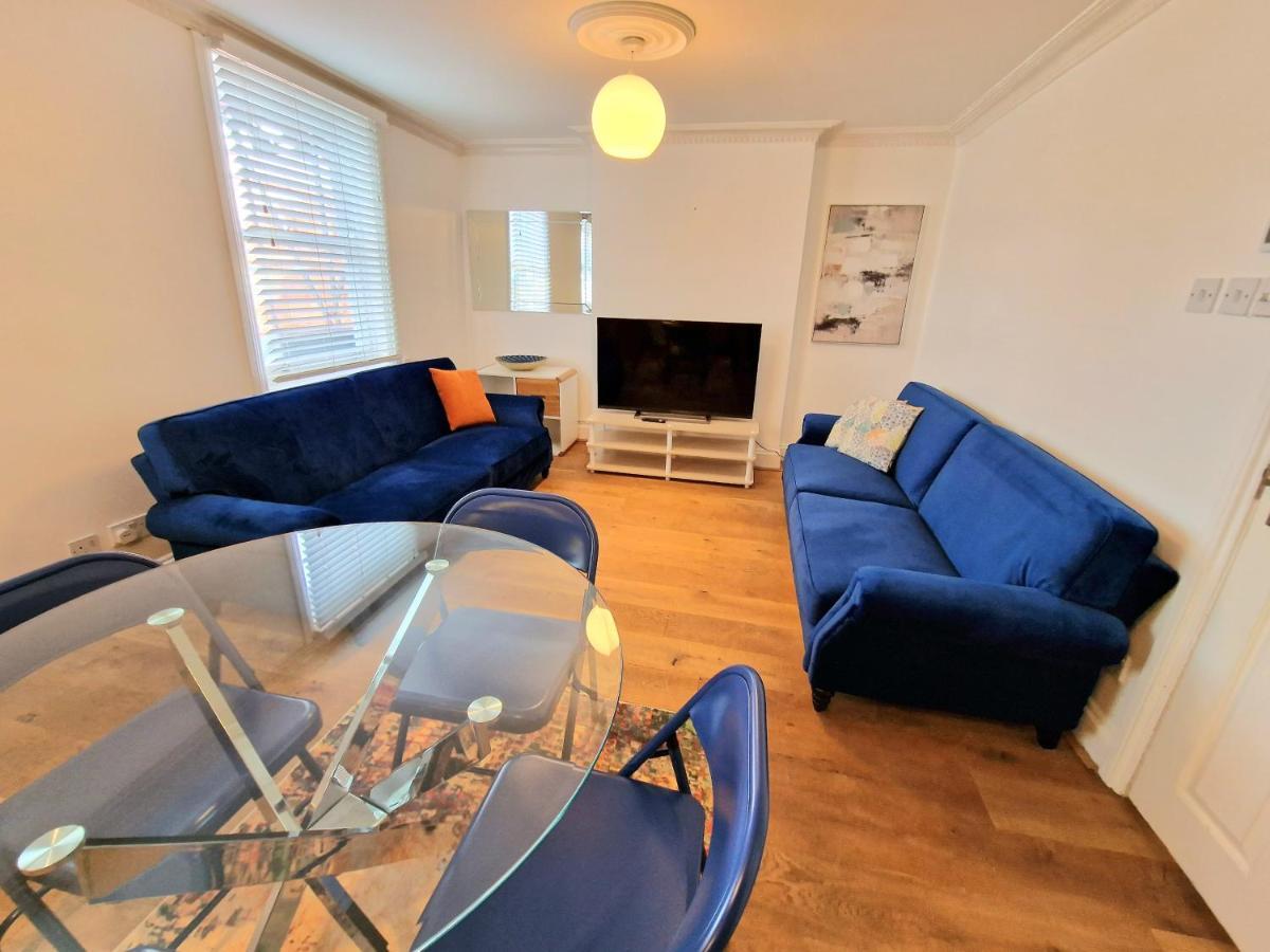 Cosy Home In Kensington - Great Location! 3 Minutes Walk To Earl'S Court Station Londra Exterior foto